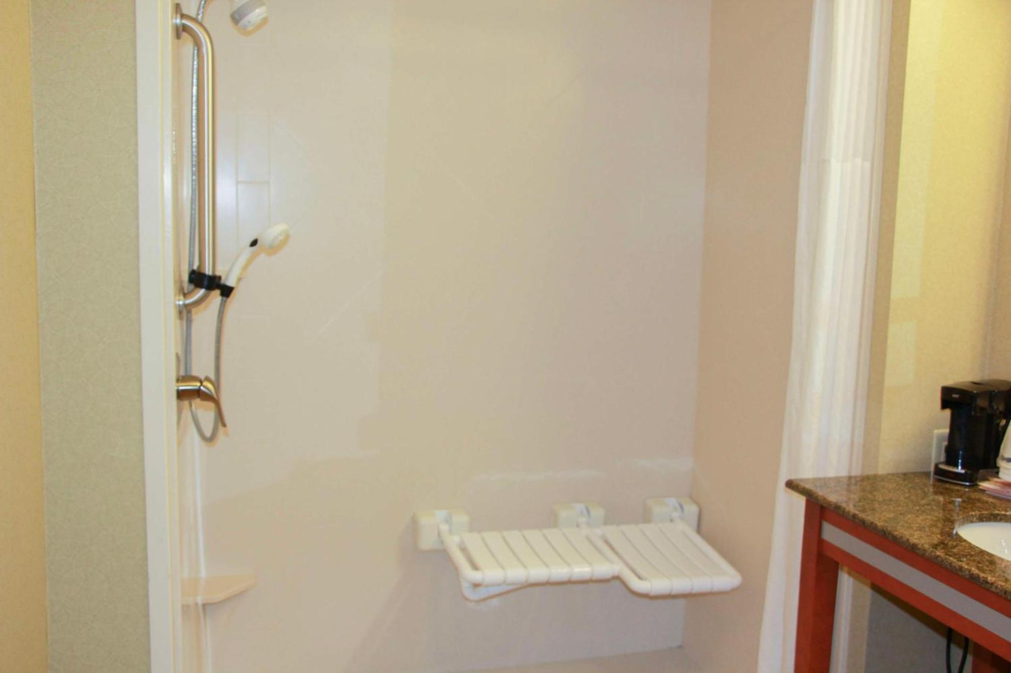 Hampton Inn & Suites Radcliff/Fort Knox Екстериор снимка