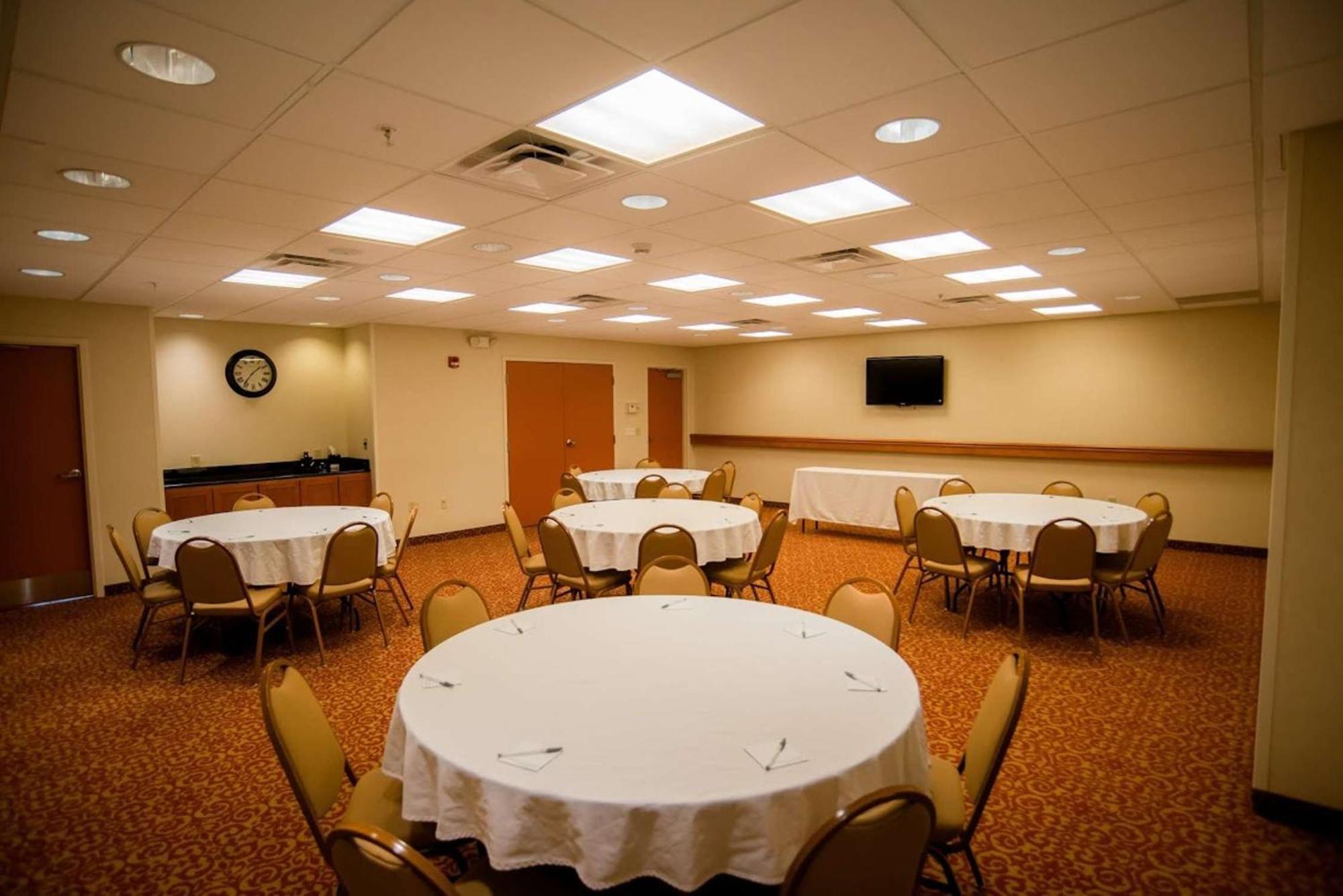 Hampton Inn & Suites Radcliff/Fort Knox Екстериор снимка