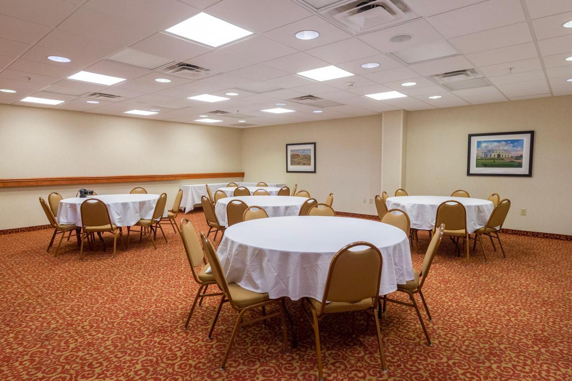 Hampton Inn & Suites Radcliff/Fort Knox Екстериор снимка