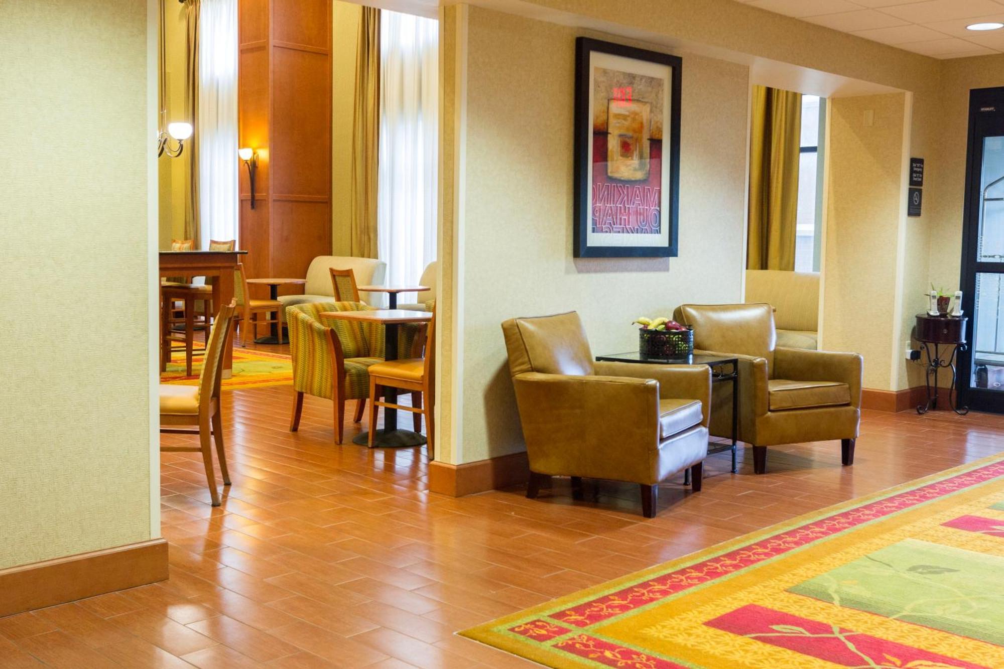 Hampton Inn & Suites Radcliff/Fort Knox Екстериор снимка