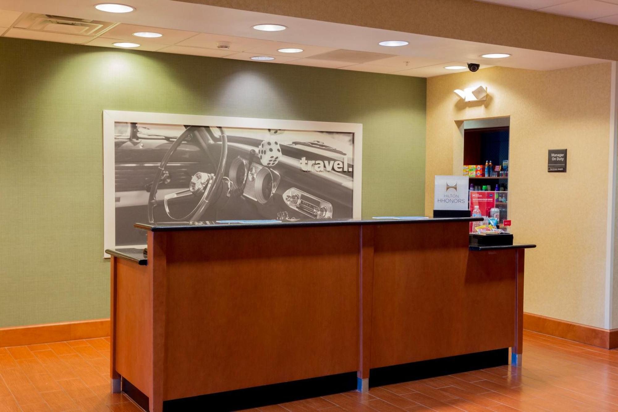 Hampton Inn & Suites Radcliff/Fort Knox Екстериор снимка