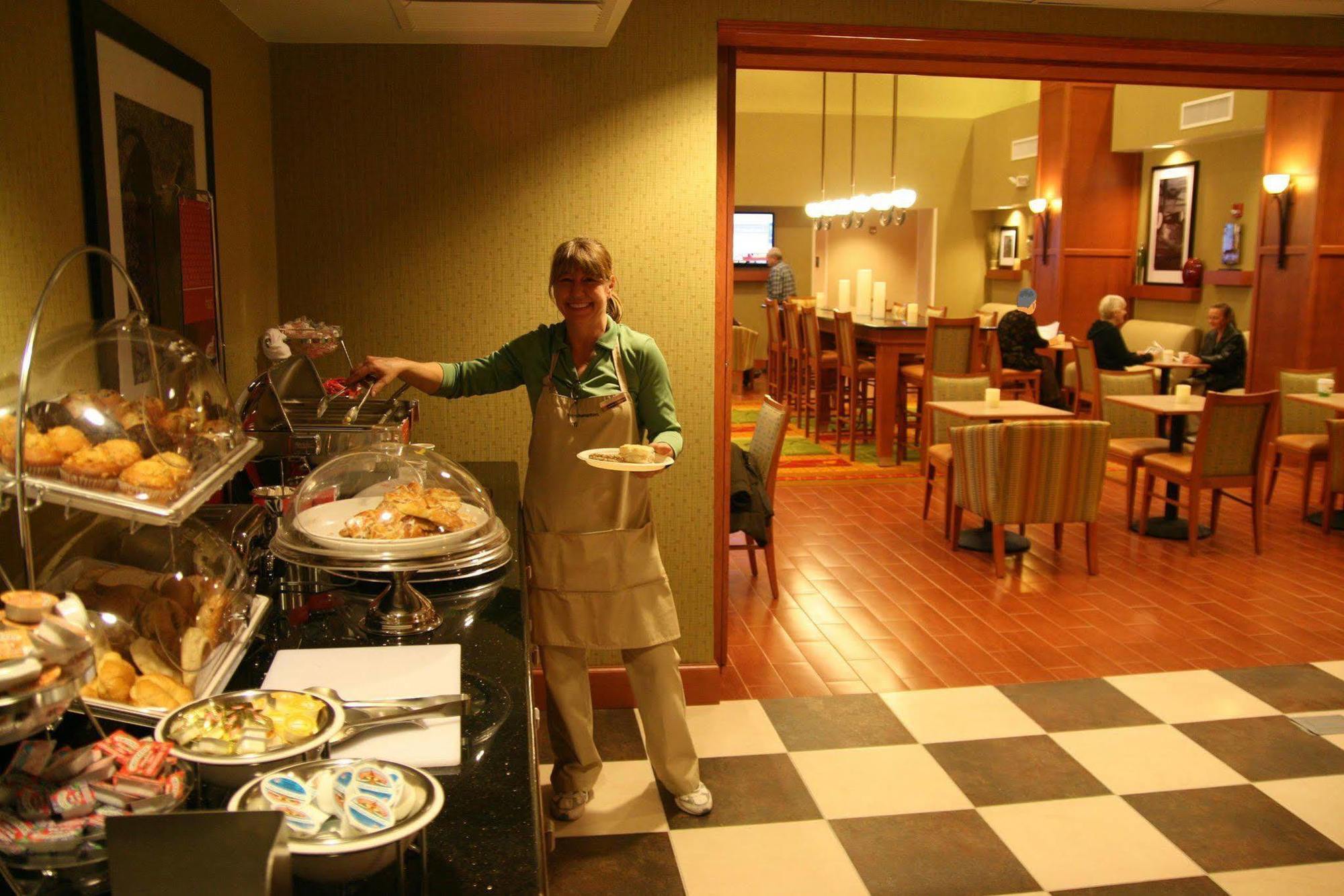 Hampton Inn & Suites Radcliff/Fort Knox Екстериор снимка